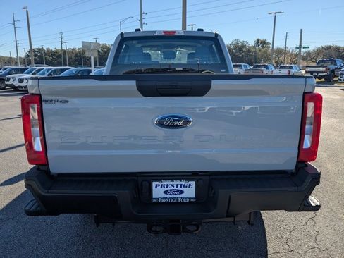 New 2026 Ford F250 XL w/ XL Off-Road Package image 6
