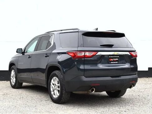 Used 2019 Chevrolet Traverse LT w/ LPO, Floor Liner Package AWD/4WD image 2