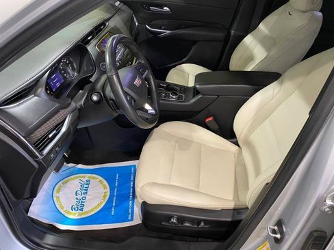 Used 2020 Cadillac XT4 Sport w/ Driver Awareness Package FWD image 11