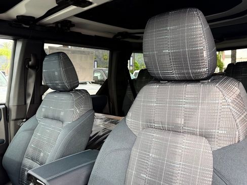 New 2026 Ford Bronco Heritage Edition AWD/4WD image 13