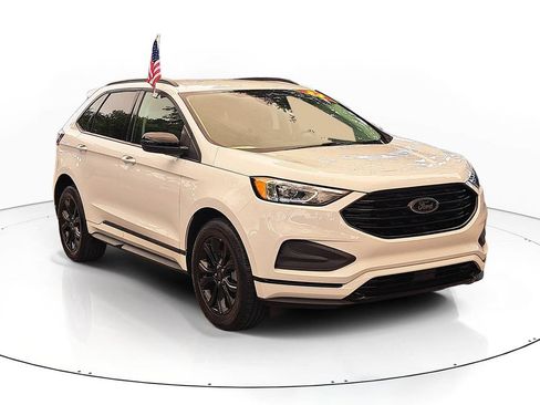 Certified 2024 Ford Edge SE w/ Black Appearance Package AWD/4WD image 4
