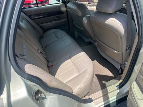 Used 2004 Mercury Grand Marquis GS RWD image 39