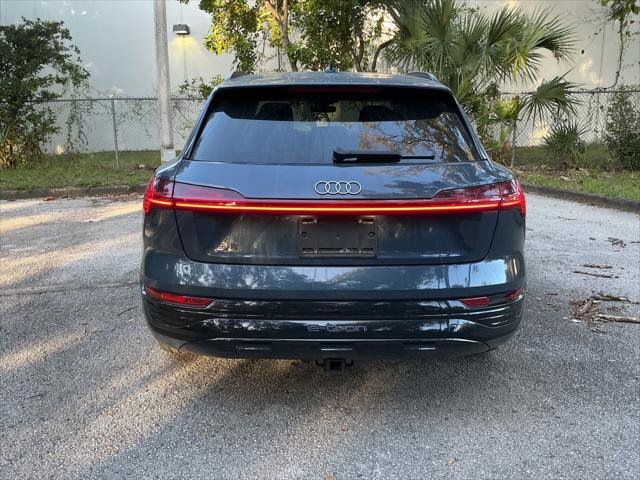 Used 2024 Audi Q8 e-tron Premium Plus w/ Premium Plus Package AWD/4WD image 4