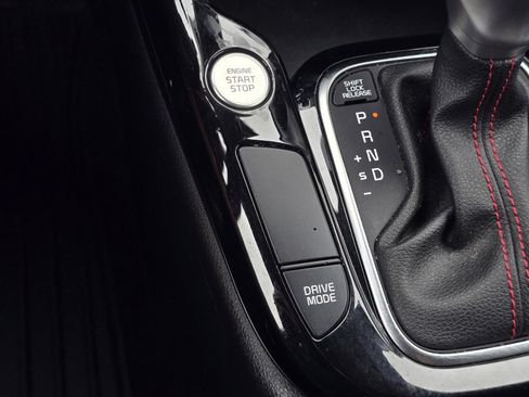 Used 2024 Kia Soul GT-Line FWD image 21