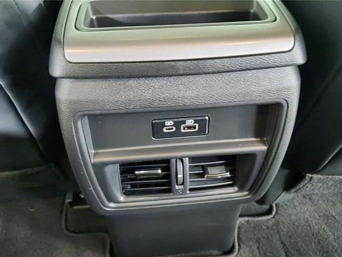 Certified 2024 Nissan Murano SV w/ SV Midnight Edition Package image 20