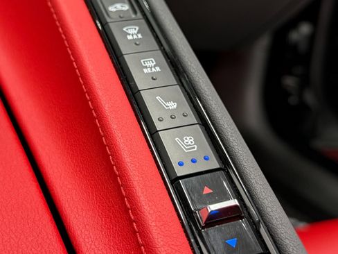 Used 2023 Chevrolet Corvette Stingray Preferred Cpe w/ Battery Protection Package RWD image 26
