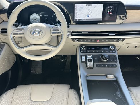 Used 2023 Hyundai Palisade Limited FWD image 23