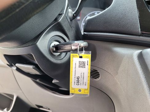 Used 2024 Ford Transit 350 XLT image 20