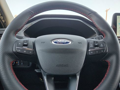 Used 2025 Ford Escape ST-Line AWD/4WD image 19