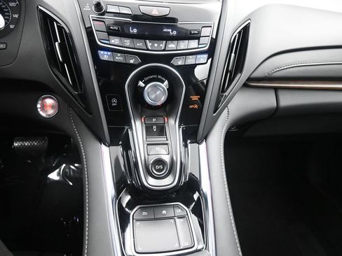 Certified 2024 Acura RDX SH-AWD w/ Advance Package image 17