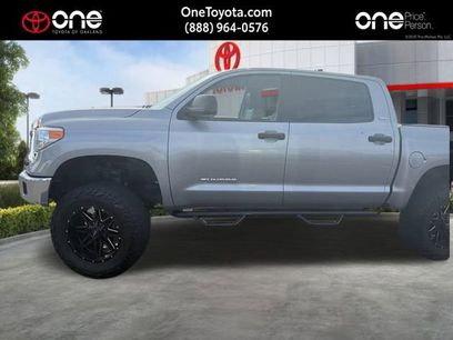 Used 2017 Toyota Tundra SR5 w/ SR5 Upgrade Package