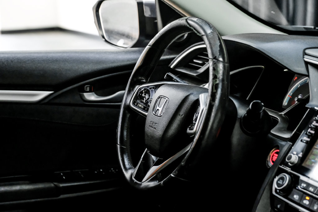 Used 2020 Honda Civic EX image 17