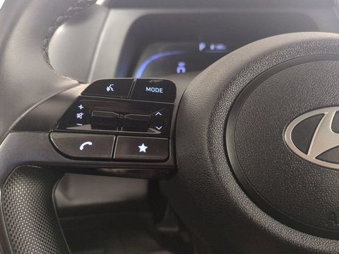 Used 2025 Hyundai Elantra Sport FWD image 29