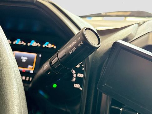 Used 2016 Ford F150 XL w/ Equipment Group 101A Mid AWD/4WD image 17