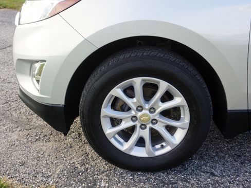 Used 2021 Chevrolet Equinox LT image 6