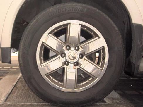 Used 2014 Nissan Armada Platinum RWD image 9