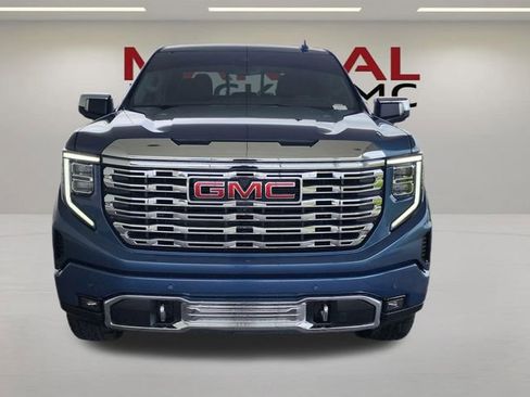 Used 2024 GMC Sierra 1500 Denali w/ Technology Package AWD/4WD image 5