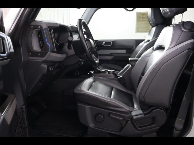 Used 2022 Ford Bronco Black Diamond AWD/4WD image 12