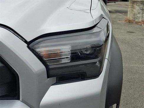 Used 2025 Toyota 4Runner SR5 image 9