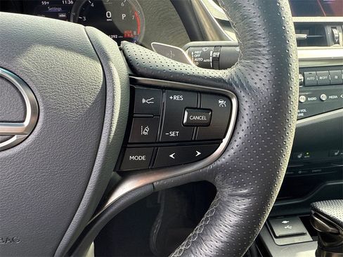 Used 2021 Lexus ES 350 F Sport w/ Accessory Package image 22