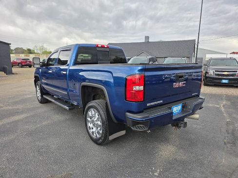 Used 2017 GMC Sierra 2500 Denali w/ Duramax Plus Package image 7