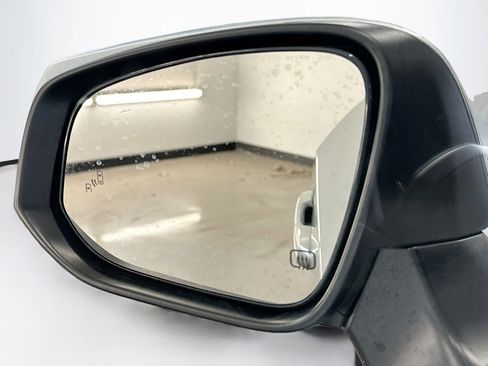 Used 2025 Toyota Grand Highlander XLE image 16