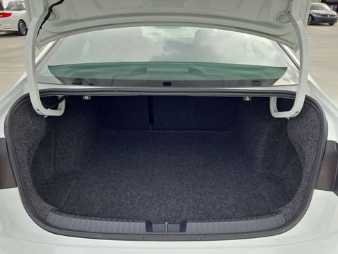 Used 2025 Volkswagen Jetta Sport FWD image 28