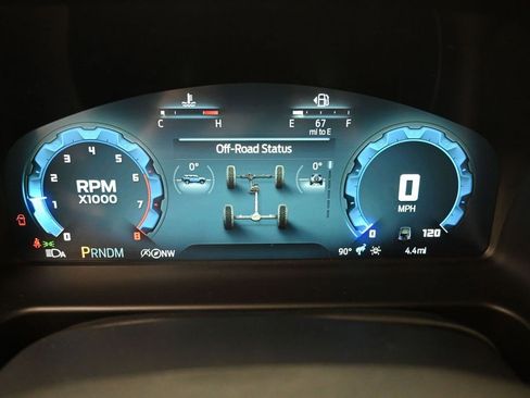 New 2026 Ford Bronco Outer Banks AWD/4WD image 6