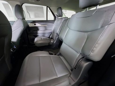 New 2026 Ford Explorer Active w/ Active Comfort Package image 30