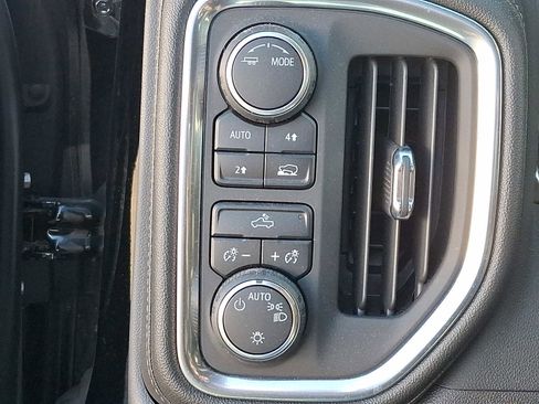 Certified 2022 Chevrolet Silverado 1500 LT image 26