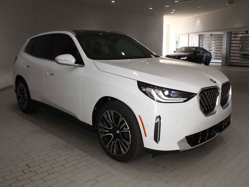 Used 2026 BMW X3 xDrive30 image 8