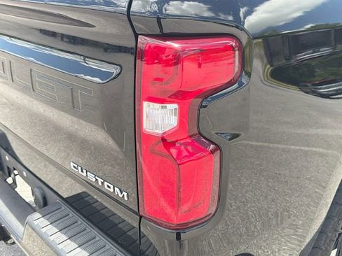 Used 2021 Chevrolet Silverado 1500 Custom RWD image 13