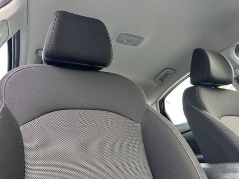 Used 2023 Kia Forte LXS image 16