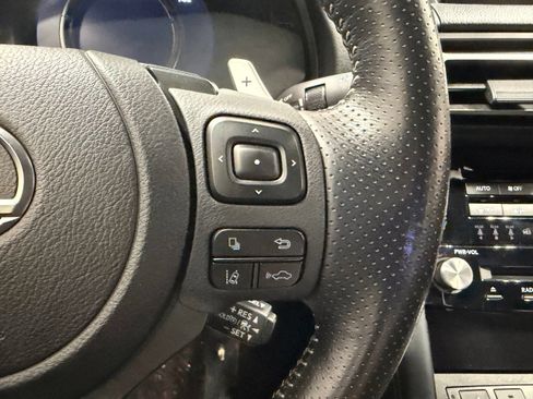 Used 2022 Lexus IS 350 F Sport w/ Memory Package AWD/4WD image 36