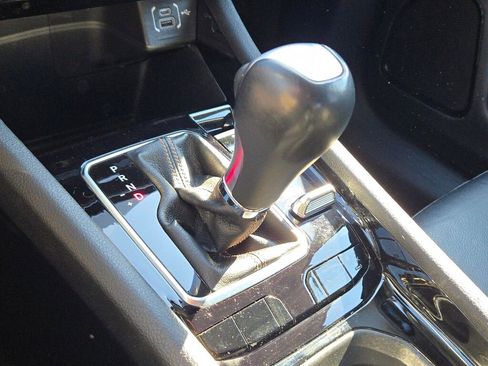 Used 2022 Jeep Compass Limited image 24