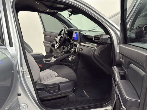 Certified 2024 Toyota Tacoma TRD Off-Road image 18