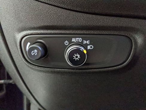 Used 2020 Chevrolet Equinox LS w/ LPO, Floor Liner Package AWD/4WD image 14