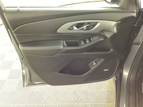 Used 2021 Chevrolet Traverse RS w/ LPO, Floor Liner Package AWD/4WD image 19