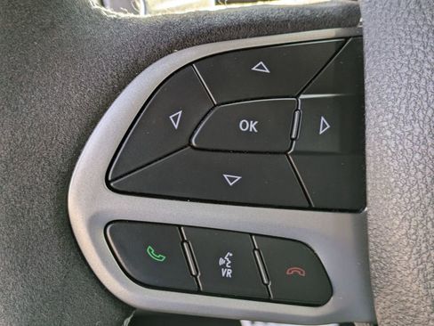 Used 2021 Dodge Challenger SRT Hellcat Redeye image 15