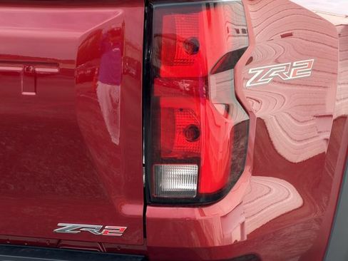 New 2026 Chevrolet Colorado ZR2 image 9