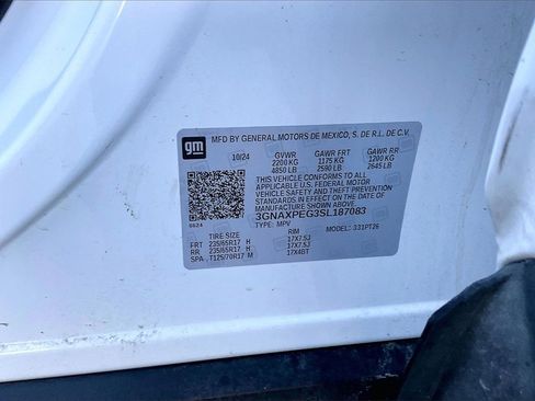 Used 2025 Chevrolet Equinox LT w/ Convenience Package II image 34