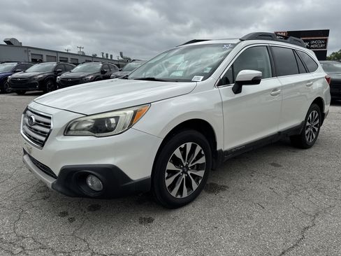 Used 2015 Subaru Outback 3.6R Limited AWD/4WD image 12