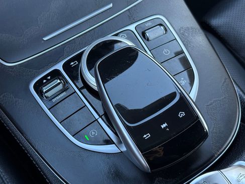 Used 2019 Mercedes-Benz E 450 Cabriolet image 31