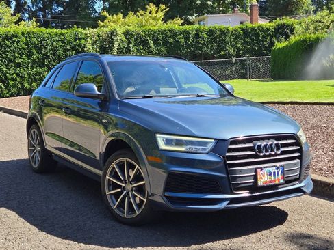 Used 2018 Audi Q3 2.0T Premium Plus w/ Premium Plus Package AWD/4WD image 8