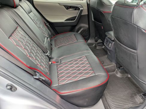 Used 2024 Toyota RAV4 XLE w/ Convenience Package image 30