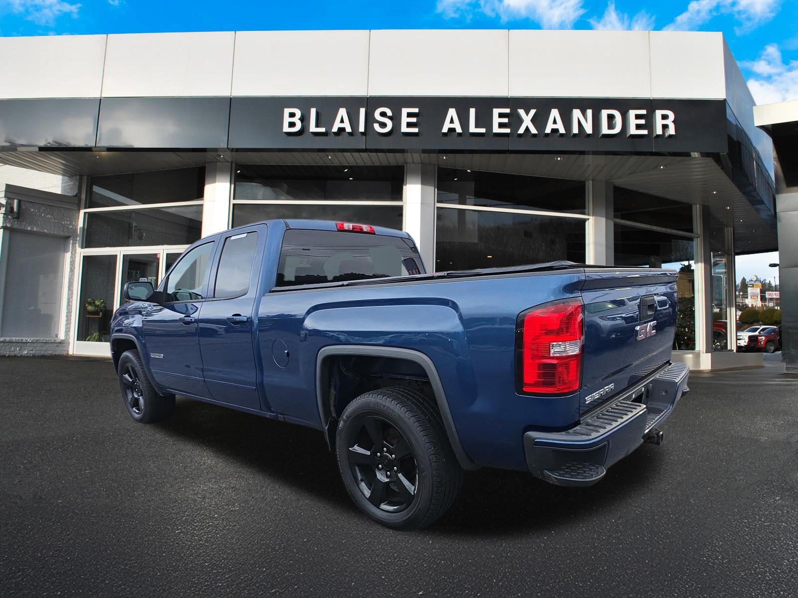Used 2016 GMC Sierra 1500 4x4 Double Cab w/ Elevation Edition image 6