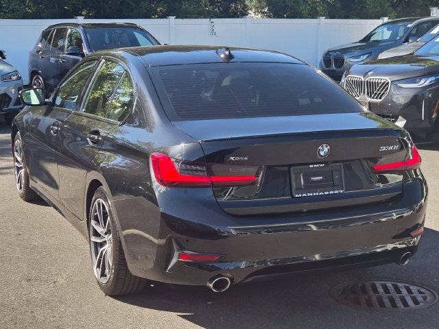 Certified 2022 BMW 330i xDrive Sedan w/ Premium Package AWD/4WD image 7