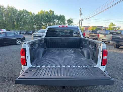 Used 2017 GMC Sierra 1500 SLE w/ SLE Value Package AWD/4WD image 6