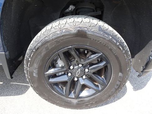 Used 2021 Chevrolet Silverado 1500 Custom Trail Boss w/ LPO, Dark Essentials Package image 29