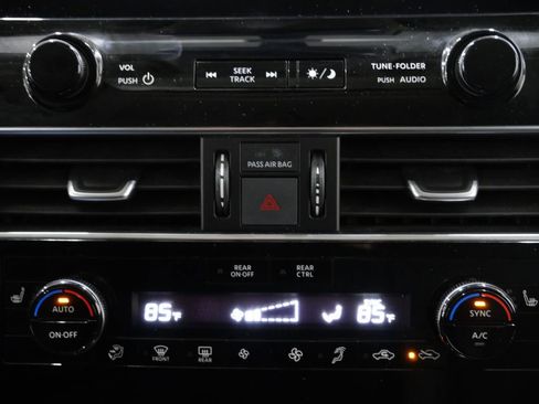 Used 2024 INFINITI QX80 Luxe image 20